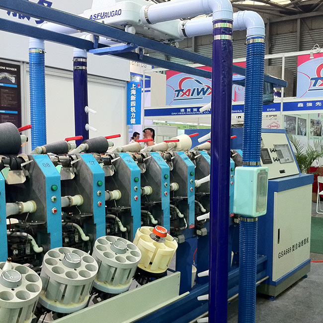 自络筒机巡回吹吸风清洁机器